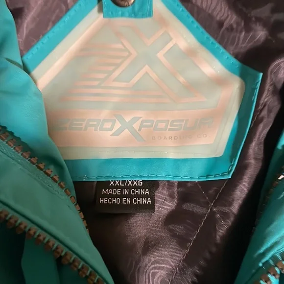 Girls XXL NWT winter coat w/hood